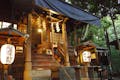 同じ寺院で、護摩修行体験もご提供しています。
