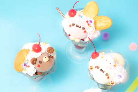 【大阪・メイド喫茶】かわいいパフェ×パフォーマンスメニューでめいどりーみんを楽しめちゃう♪「まじかるデザートプラン」