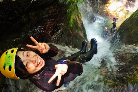 【吉野川キャニオニング・3時間】マイナスイオンを浴びてリフレッシュしよう！