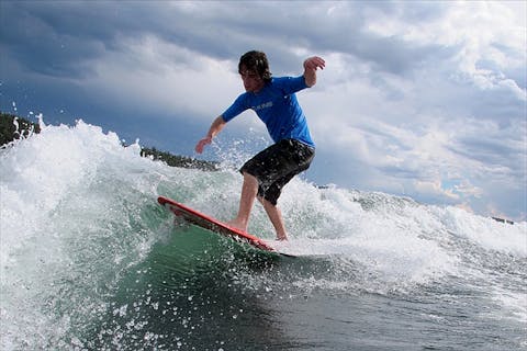 【福岡・ウェイクサーフィン】広い筑後川で、エンドレスサーフィンを楽しもう！