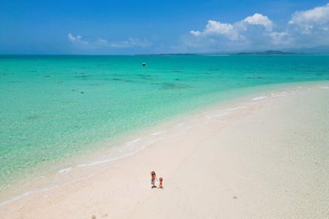 【沖縄・石垣島】幻の島（上陸のみ）&竹富島フリー観光／泳がない方も泳ぎたい方も／ビーチで体験＆遊べる器材やグッズがすべてレンタル無料／シャワー施設無料（半日）