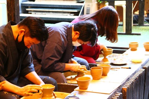 【東京・表参道・電動ろくろ体験】ろくろを回して世界に1つだけの器作り（1個）