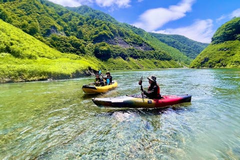 【新潟・南魚沼・カヤック】新潟県南魚沼の秘境エリアをご案内！カヤックツアー