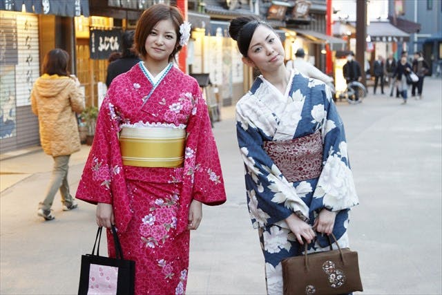 浅草きものレンタル館は東京・浅草にて着物・浴衣のレンタルを提供しています。