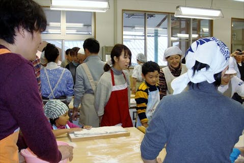 【長野県・そば打ち体験】澄んだ空気と清らかな水が育んだ、信州そばを打とう！