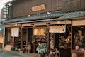 清水寺から徒歩5分！観光地のど真ん中にある工房で、絵付け体験しませんか。