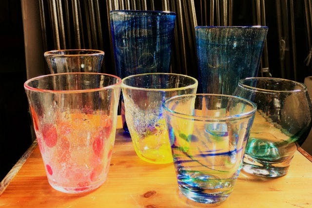 【静岡・焼津・吹きガラス体験】グラスや一輪挿しを作ろう！