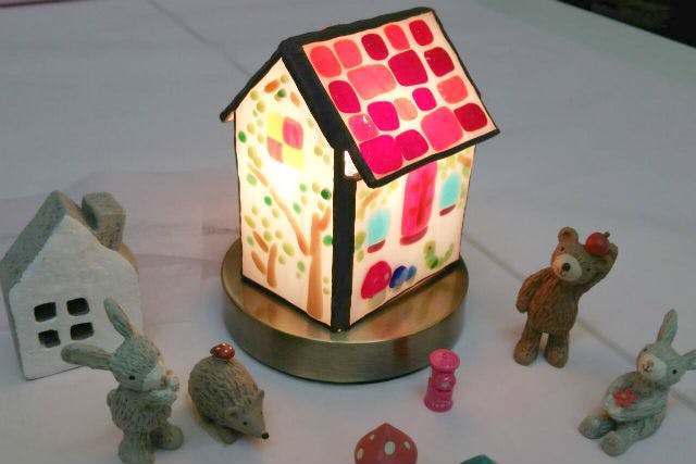 【島根・松江市・フュージング】かわいいお家に灯りがともる！三角屋根のお家のランプ