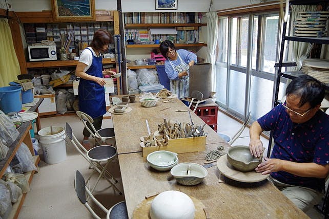 【平塚・陶芸体験】初めての方大歓迎！必ず作品を完成させられる手びねり体験