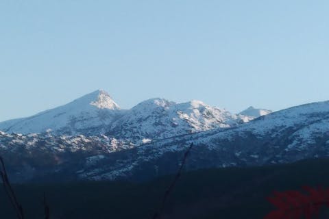 【知床・登山ツアー】地球の鼓動を感じる道のり！知床の硫黄山を登ろう