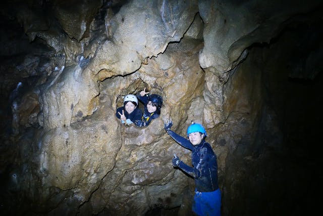 【滋賀・多賀町・洞窟探検】気軽に鍾乳洞を探検！レベル1・ケイビング滋賀コース