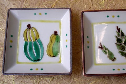 陶芸 絵付け体験 九谷上絵 石川県の伝統的な絵付けを体験 アソビュー