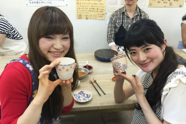 陶芸 手びねり体験 飯碗作り 湯呑み絵付け アソビュー