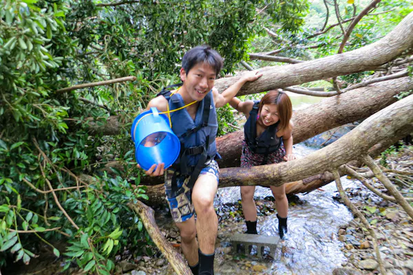 やんばる(大宜味村)開催／ター滝／約3時間】リバートレッキング！冒険