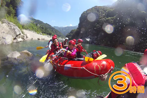 高知 吉野川 ラフティング たっぷり遊ぼう のんびりゆったりファミリーコース 写真データ付 アソビュー