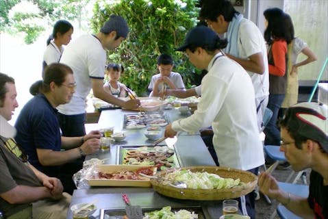 【1日・BBQ+アーチェリー体験】遊んで食べて大満足！BBQ付きアーチェリー体験