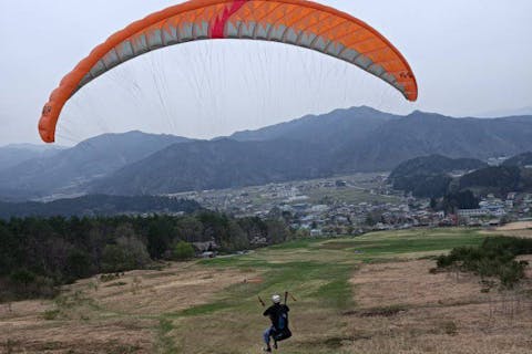 【岐阜・飛騨高山・パラグライダー】ふわっと体験！空から飛騨高山の自然を満喫！