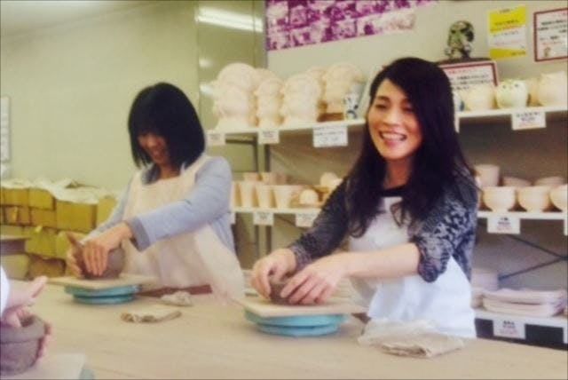 滋賀県甲賀市にある陶芸施設 陶珍館では、陶芸体験ができます。