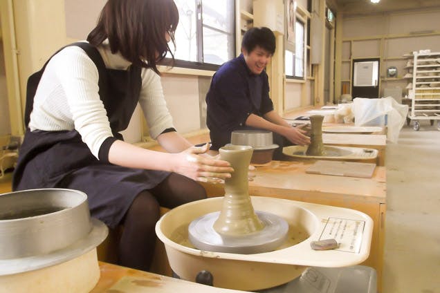 滋賀 信楽 陶芸 電動ろくろコース 40分 アソビュー
