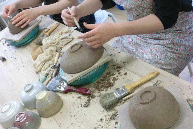 練馬区大泉学園で陶芸教室開催している、森魚工房です。「もりをこうぼう」と読みます。