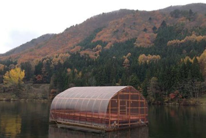 長野県 釣り体験 ドーム型ボートで 寒い冬でも快適 ワカサギ釣り 新鮮な食事を楽しもう アソビュー