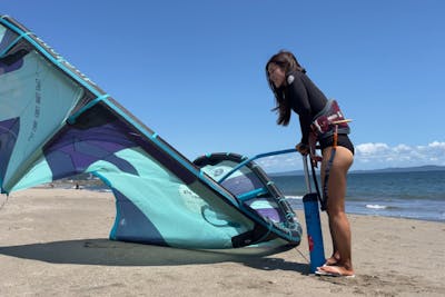 千葉県・富津岬・カイトサーフィン】初心者大歓迎！空に舞い、海を滑る