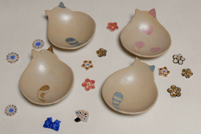 HiRoクラフト陶芸教室では、初心者向けの陶芸体験を行っております。