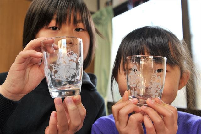 三重県松阪市のガラス工房MIKIで、お子さまにも人気のサンドブラストを体験してみませんか。