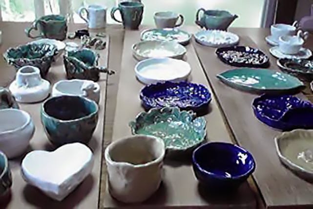 川崎で陶芸教室を主催している櫻陶房です。ご希望の形になるように精一杯手助けをいたします！