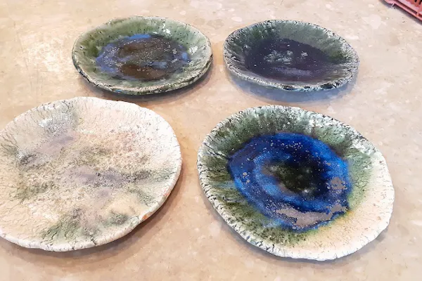 名古屋・陶芸体験】名古屋駅より徒歩5分！1番簡単なやり方で陶器のお皿