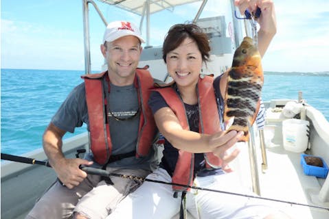 沖縄 本部町 釣り体験 船釣りを楽しもう 沖縄で楽しむトロピカルフィッシング アソビュー