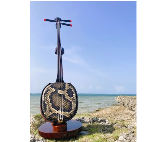 三線ショップ島風（しまかじ）