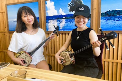 石垣・三線体験】75分で定番曲をマスター！初心者対応の三線体験教室