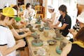 沖縄の守護神、シーサーを作る陶芸体験プランです。