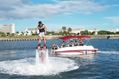 【当店だけ！“オリジナルボート”ででフライボード】目の前で写真撮影OK！360°カメラ写真無料プレゼント★