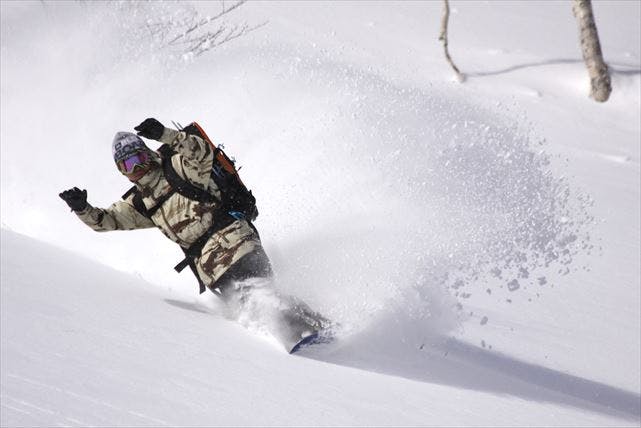 八幡平・バックカントリー】パウダースノーを滑走！入門者のバック