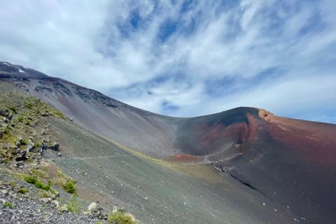 【山梨・静岡・エコツアー】見どころ満載！富士最後の噴火山、宝永火山の火口を巡ろう（Cコース）