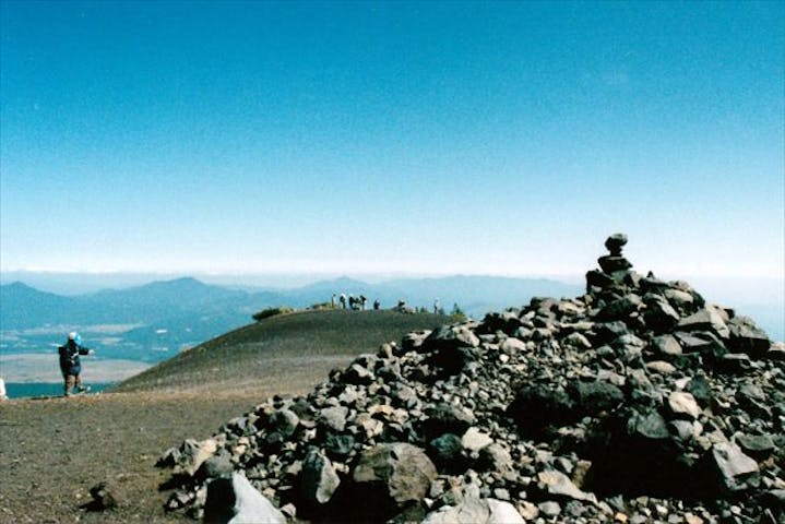 山梨 静岡 エコツアー 日本版グランドキャニオンに圧倒される 小富士火山プラン アソビュー