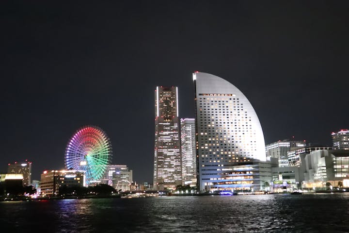 横浜 クルージング 横浜の夜景を楽しもう 横浜夜景ファンタスティック カフェシップ アソビュー