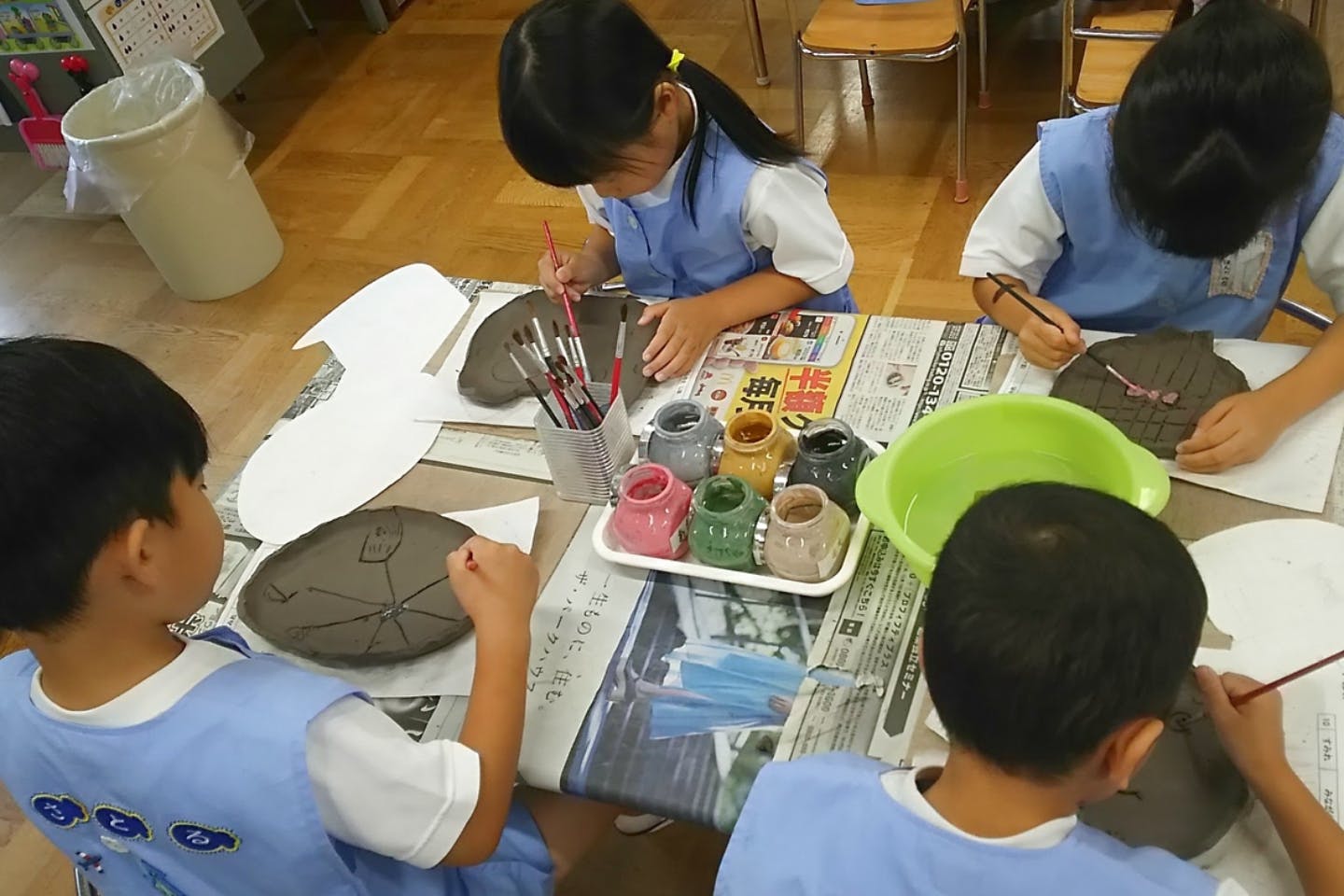 【神奈川・横浜・陶芸体験】好きな形のお皿が作れちゃう！4歳から体験できる子供陶芸