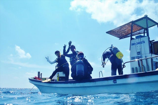 【沖縄・久米島・ファンダイビング・1ボート】少人数制・貸切OK！まったりゆったり楽しみながら、ファンダイビング