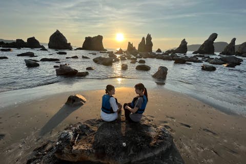 【和歌山・串本・シーカヤック】早朝の海で穏やかなときを過ごす。日の出シーカヤック