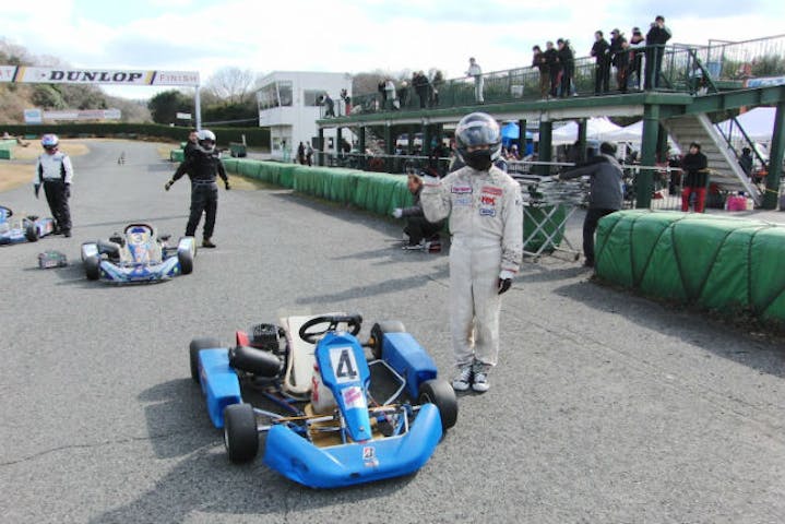 大阪市 1時間 ゴーカート プロ仕様のレーシングカートに乗ろう 初心者1時間プラン アソビュー 大阪市 1時間 ゴーカート プロ仕様のレーシングカートに乗ろう 初心者1時間プラン アソビュー