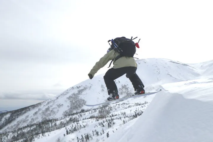 長野 バックカントリー 経験者向け バックカントリーツアー 乗鞍岳 平湯 焼岳 アソビュー