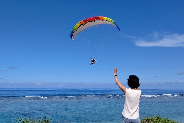 【奄美大島・モータータンデムフライト】視界いっぱいに広がる青い海を、上空から堪能しよう！