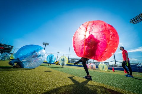 バブルサッカーの遊び体験 アソビュー 休日の便利でお得な遊び予約サイト