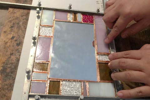 【東京自由が丘・ガラス工芸】ガラスカットから始めるステンドグラス 2回体験レッスン