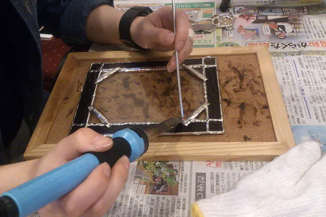 岐阜 ガラス工芸 鉛フリーはんだだから安心 本格的なステンドグラス体験 アソビュー