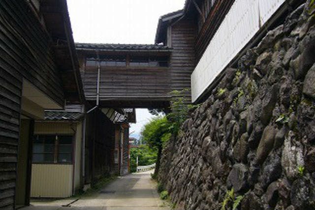 【富山・ガイドツアー】見どころ満載の歩き旅。越中の小京都「城端」をめぐろう
