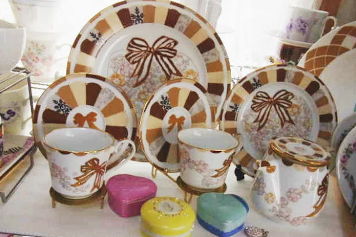 岡山県倉敷市 ポーセラーツ 経験者向け 真っ白な磁器を彩るポーセラーツフリーレッスン アソビュー